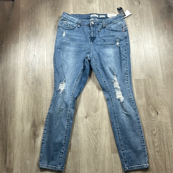 YMI Wannabettabutt Mid-Rise Skinny Jean - Picture 5 of 8